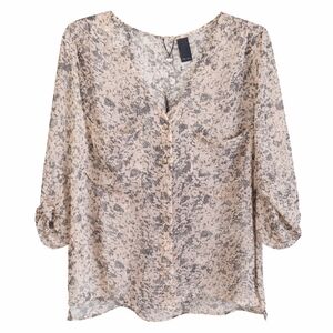 BKE Sheer High-Low Boho Blouse Sz.L Roll Tab Sleeve Flowy Neutral Chic Office